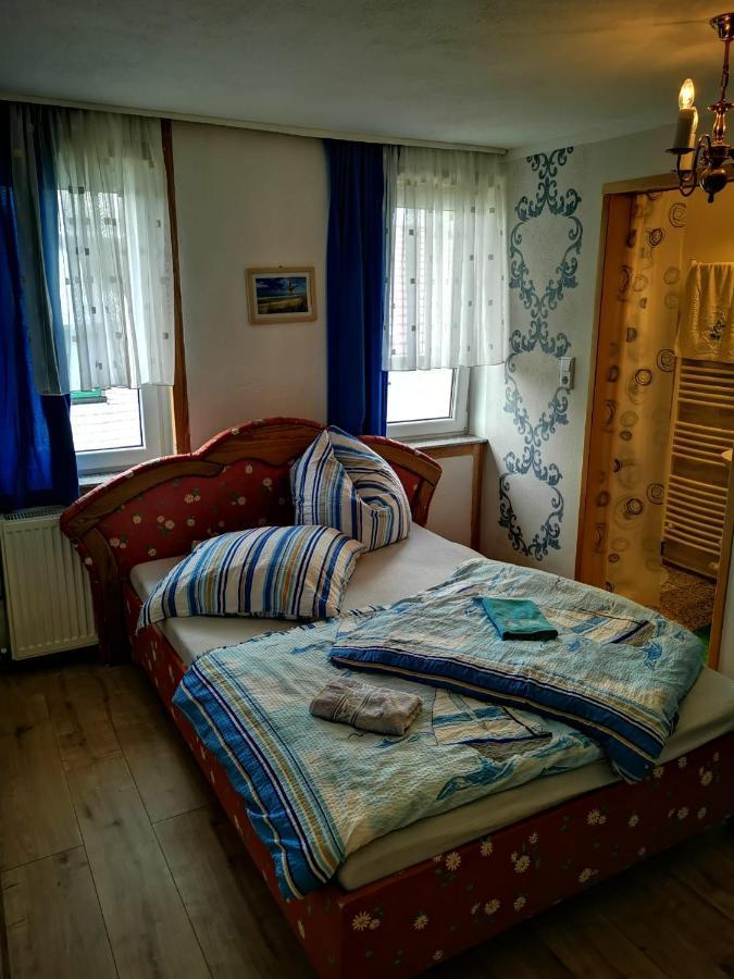 Gehlberger Landhaus Am Schneekopf / Ferienwohnung Suhl Exterior photo